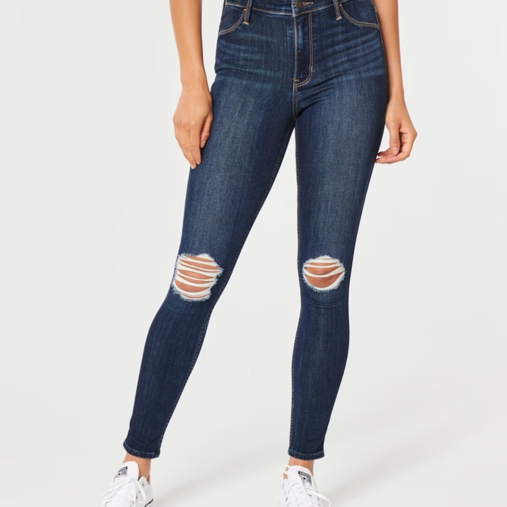 Women's Distressed Blue Jeans